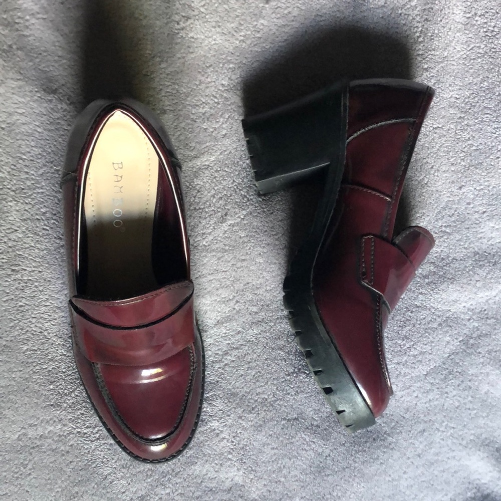Heeled loafers